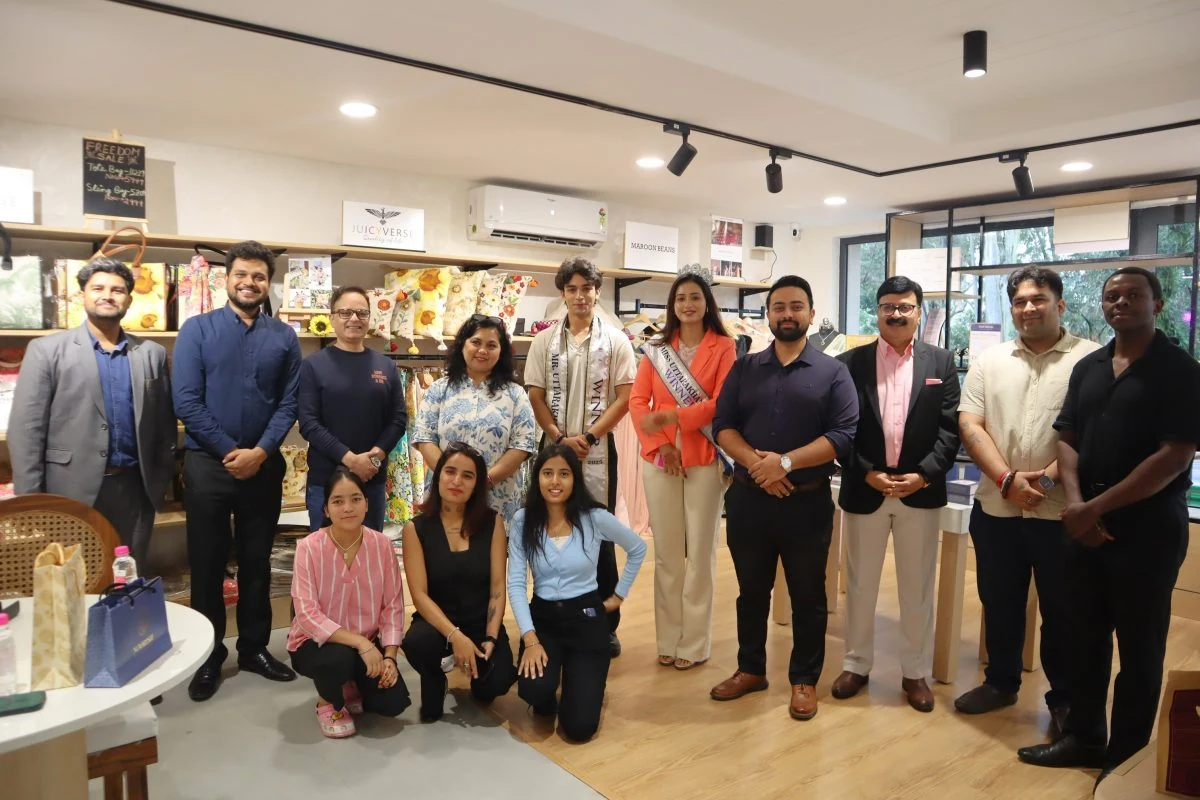 Miss and Mr Uttarakhand winners visiting the UNHU Startup Emporium in Dehradun with local entrepreneurs and founders